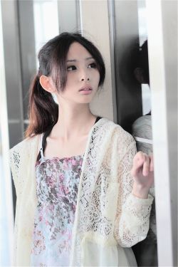 没有穿衣服的歌的mv